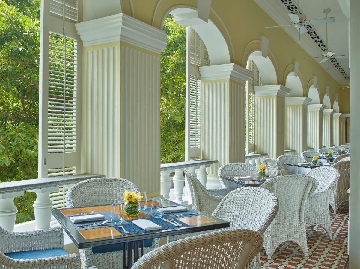 Artyzen Grand Lapa Macau Hotel Eksteriør billede The Long Bar at Raffles Hotel